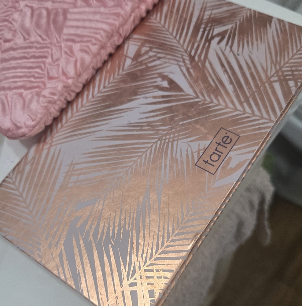 Tarte Rose Eyeshadow Palette
